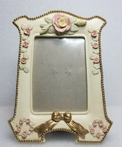 9.5" x 7" Photo Frame color cream, Embossed 3D Flowers pink - Picture 1 of 7