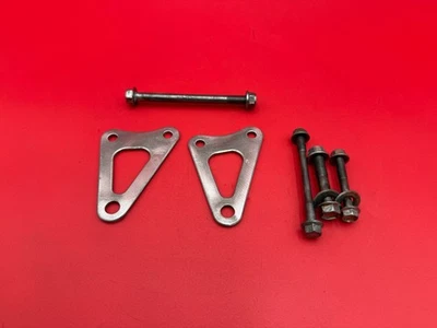 YAMAHA WR250 1991 - 1993 YZ250 1990 - 1992 REAR UPPER BRACKET MOUNTS STAYS - Image 1 of 4