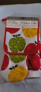 3 pc Kitchen Dish Pot Holder Hand Towel Oven Mitt Set Home Apple Grapes Fruits  - Picture 1 of 2