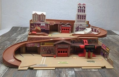 1979 Hot Wheels City Service Center Stop N Go Playset Antigo Mattel Anos 70 Brinquedos *LEIA - Imagem 1 de 4