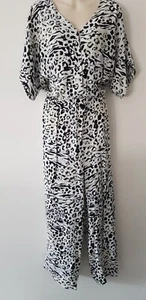 LADIES BLACK & WHITE* JUMPSUIT*WIDE LEG*SIZE 16* NEW WITH TAGS - Picture 1 of 9