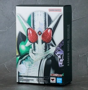 Figura Joker Extrema S.H.Figuarts Shinkocchou Seihou Kamen Rider Doble Ciclón - Imagen 1 de 4