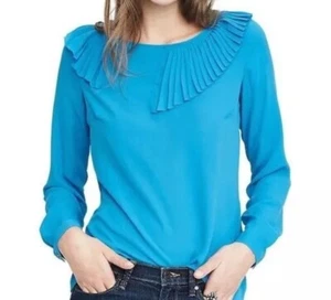 ¡Nuevo! Top manga larga con volantes asimétricos azul brillante talla pequeña Banana Republic - Imagen 1 de 14