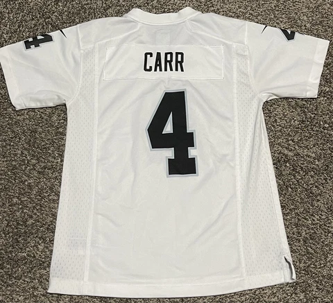 Oakland Raiders Jersey Youth Medium Derek Carr Nike On Field White #4 Cover