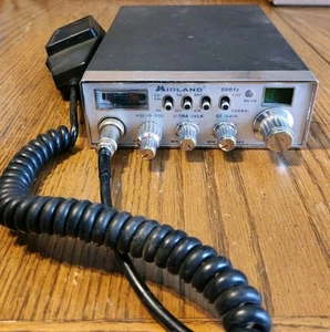 Vintage Midland 5001z CB Citizen Band Radio With Cobra Mic - Picture 1 of 7