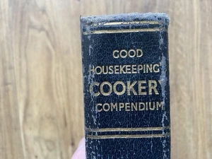 A Vintage Good Housekeeping Cookery Compendium 1958 Revised Edition Hardback - Picture 1 of 23