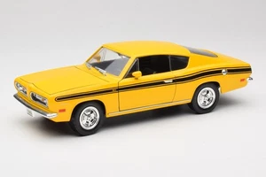 92178 Plymouth Barracuda Yellow Road Legends 1:18 - Foto 1 di 8