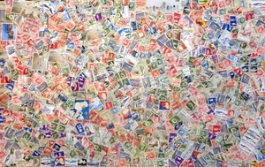 GREENLAND MIXED STAMPS off paper mixture/kiloware 1 oz.(28 grams) B1 - Picture 1 of 1