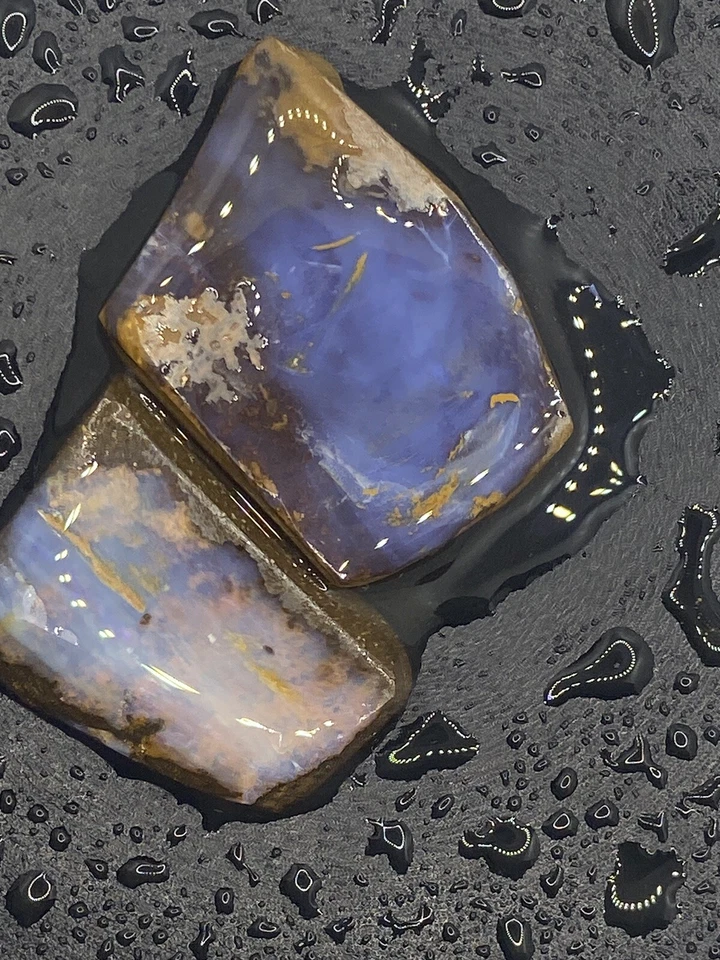 Australian  Boulder Opal rough and rubs Parcel 2 Large Stone - Image 1 of 4