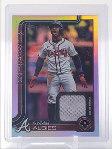 OZZIE ALBIES 2025 TOPPS SERIES TWO GAME-USED PATCH RAINBOW FOIL Q4641 - Picture 1 of 2