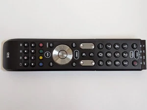 One For All Universal Programmable Remote Control Essence 4. - Picture 1 of 8