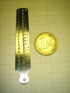 ALTES KALIBER ZUM MESSEN DES DURCHMESSERS UND DER HÖHE VON UHRENZYLINDERN. - Bild 1 von 6
