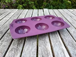 TUPPERWARE SILIKON-FORM BÄLLE RUNDE TÖRTCHEN VIOLETT - Bild 1 von 1