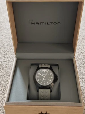 Hamilton Khaki King Field Auto 40mm - H64465733 - Black Dial - Image 1 of 4