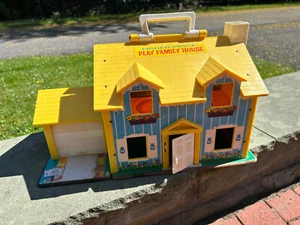 Fisher Price Play Family House Spielhaus Vintage Puppenhaus Tragbar 70er - Bild 1 von 7
