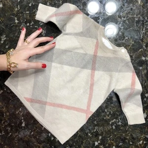 1-3 Months Authentic Burberry Baby Girl Dress Cashmere Nova Check Sweater Infant - Picture 1 of 12