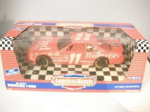 ERTL Bill Elliott Budweiser Ford Thunderbird 1:18 Maßstab Druckguss Sammlerstück - Bild 1 von 10