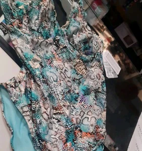 Costume da bagno Fantasie 34E con controllo aggiunto - Foto 1 di 3