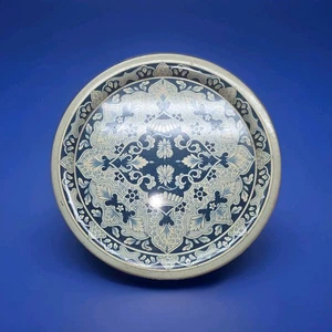 Decorative Delft Holland Blue Metal Plate 10” Round Display - Picture 1 of 4