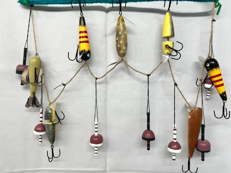 Guirnalda bobber señuelo de pesca de madera ideal en cabaña albergue deportista lado del lago 36" Foto 1 de 1
