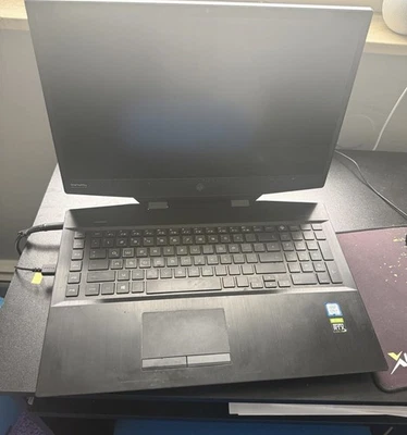 HP OMEN 17- 17,3 Zoll Intel Core i7-9750H,16GB RAM, NVIDIA GeForce RTX 2060 - Bild 1 von 2