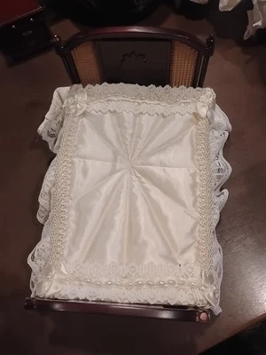 Vintage Bespaq Dollhouse 1:12 Bed - Image 1 of 4