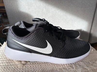 Nike Women's Roshe Spikeless Golf Shoes - Black and White - US Women’s 8.5 - Image 1 of 4