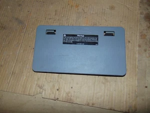 2011 MERCEDES SPRINTER 2500 SEAT RELAY FUSE BOX COVER PANEL A9065450003 - Bild 1 von 3