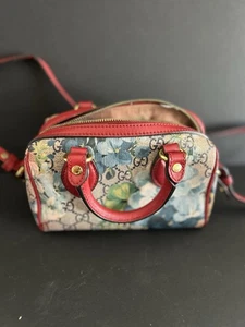Auténtico bolso de mano Gucci Blooms GG Supreme Boston con ribete de cuero rojo - Imagen 1 de 19