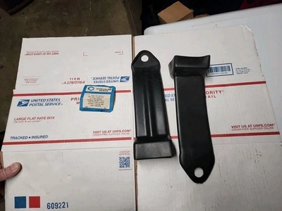 Plymouth Fury Dodge 1966 4 puertas cubierta de cinturón de seguridad sin canastilla par de asientos 2807267 nuevo de stock Foto 1 de 4