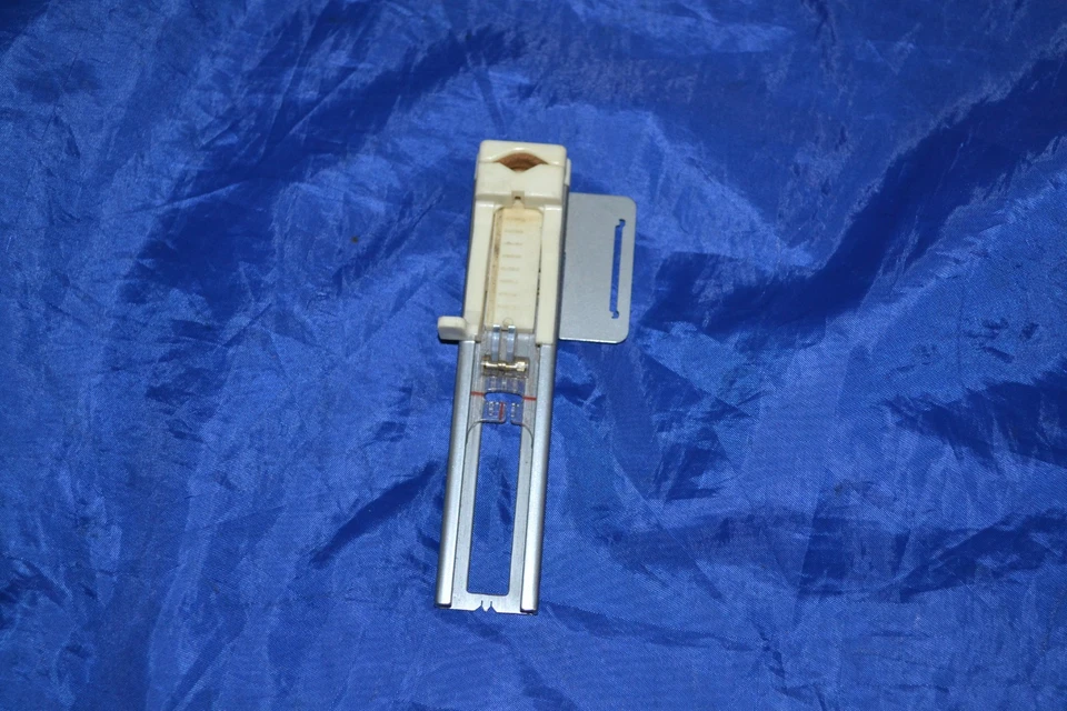 AUTOMATIC BUTTONHOLE PRESSER FOOT ONESTEP SLIDING TYPE SINGER SEWING MACHINE - Image 1 of 1