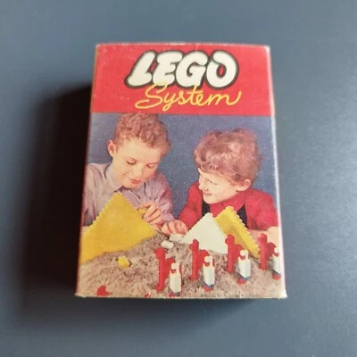 Vintage Lego System Box no 230 produced  1958-1965 . 2 bushes and 4 trees. - Image 1 of 4