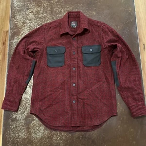 Woolrich buffalo plaid wool shirt nylon pockets elbow patches Medium RARE! NEW? - Picture 1 of 11