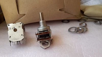  Potentiometer RFT Germany 10k Stereo Linearwelle 20x6mm Abweichung 3db Nos - Bild 1 von 4