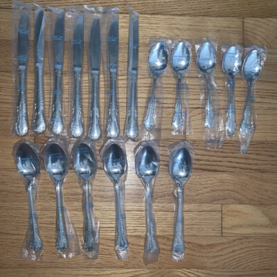 18 New Vintage Stainless Steel Queen's Court Japan Knives & Spoons Utensils - Image 1 of 4