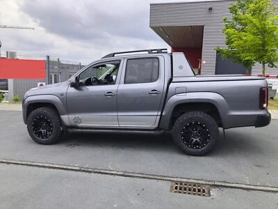 Dirt D66 9x18 5x120 Felgen + Reifen BF Goodrich KO2 265/65/18 für Vw Amarok - Bild 1 von 4