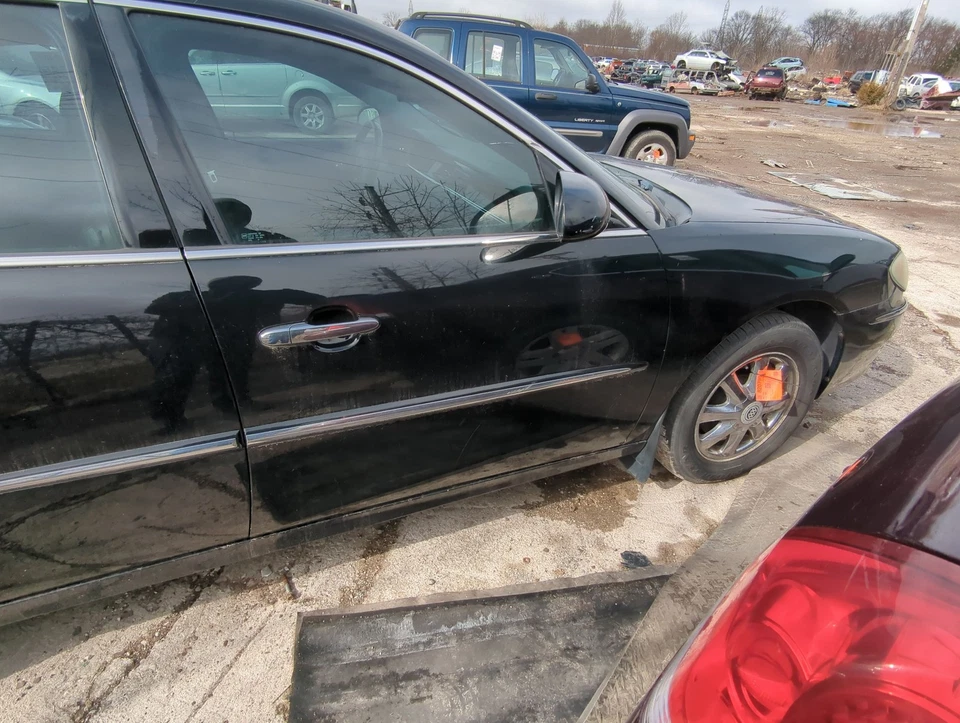 2005-2009 Buick Lacrosse Passenger Front Door Oem ZE33E - Изображение 1 из 1