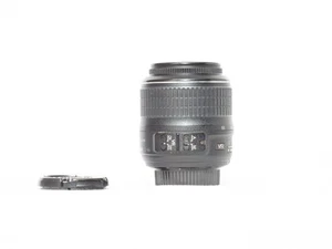 Nikon AF-S DX NIKKOR 18-55mm f/3.5-5.6G VR II Lens – Exc Cond, with caps - Picture 1 of 6