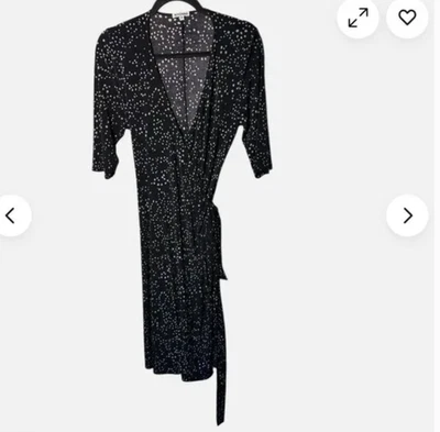 Vestido envolvente de lunares negro elástico manga corta Kiyonna para mujer 0 (10/12) Foto 1 de 4