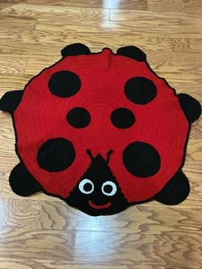 VTG Handmade Ladybug Crocheted Knitted Hand Stitched 36" Round Braided Throw Rug - Picture 1 of 6