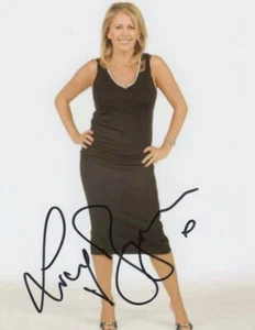 Lucy Benjamin Lisa Eastenders Original Hand Signed 8x6" Autograph Photo Inc COA - Picture 1 of 2