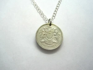 Golden Lion & Unicorn coin necklace- free shipping - Picture 1 of 3