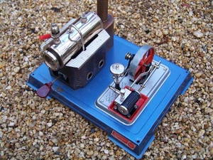 alte Dampfmaschine von Wilesco - schöner Zustand - Steam Engine - Bild 1 von 13