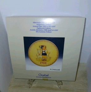 Goebel M. J. Hummel Annual Plate 1988 18th Edition With Box Germany Vintage - Picture 1 of 20
