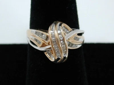 Anillo de diamantes vintage de oro amarillo blanco de 10 quilates con nudo de amor torcido de 0,50 quilates TW talla 7,25 Foto 1 de 4