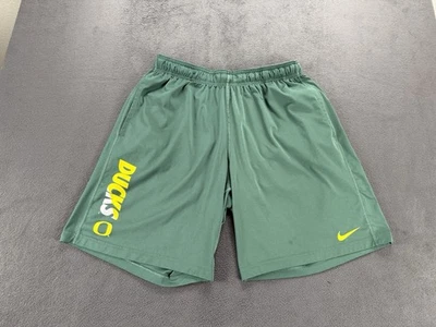 Pantalones Cortos Atléticos Oregon Ducks Nike Dri-FIT Verde Amarillo Logo Para Hombres Grandes Elastizados Foto 1 de 4