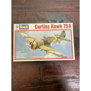 Revell Curtiss Hawk 75A Plastikmodellbausatz im Maßstab 1:72 1984 - Bild 1 von 8
