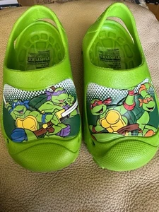 Toddler Disney Shoes Ninja Turtle And Cars Size 7/8 Fits Like 7  - Picture 1 of 9