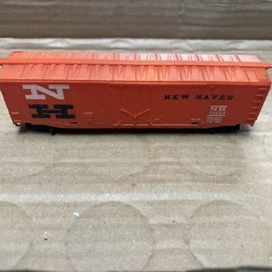 Tyco VINTAGE HO SCALE TRAIN BOXCAR NH 35688 NEW HAVEN - Picture 1 of 7