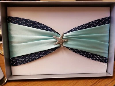 Libro de visitas Treasures From The Sea, libro de visitas de boda costera, novia... Foto 1 de 4